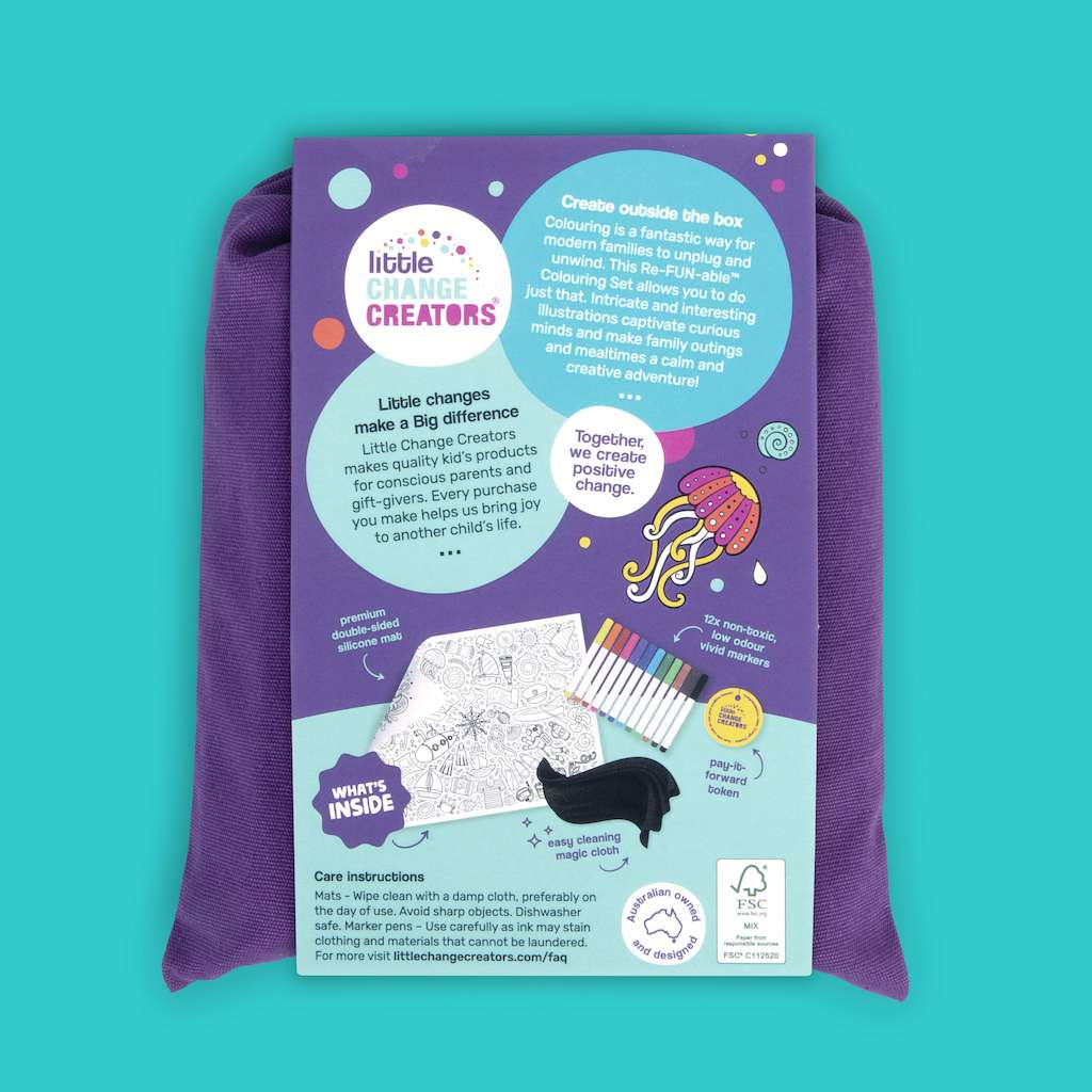 Seaside themed colouring set for doodle and scribble fun
